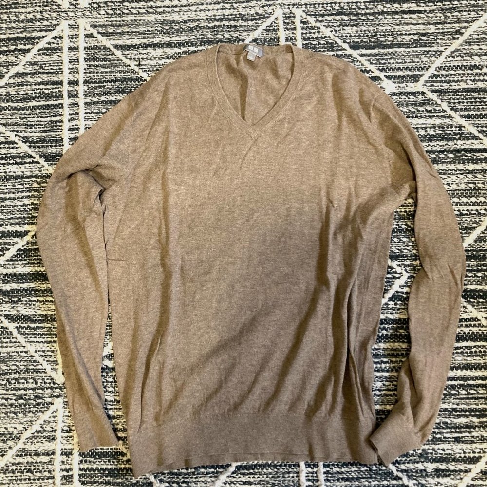 Uniqlo men's sweater